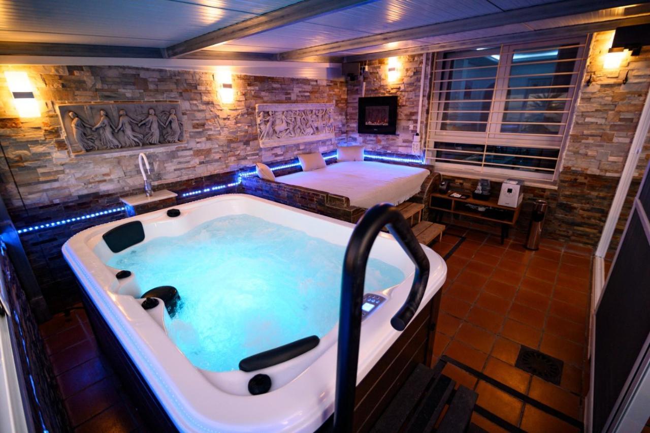 Oceanum Visum Spa Deluxe El Trocadero Екстериор снимка